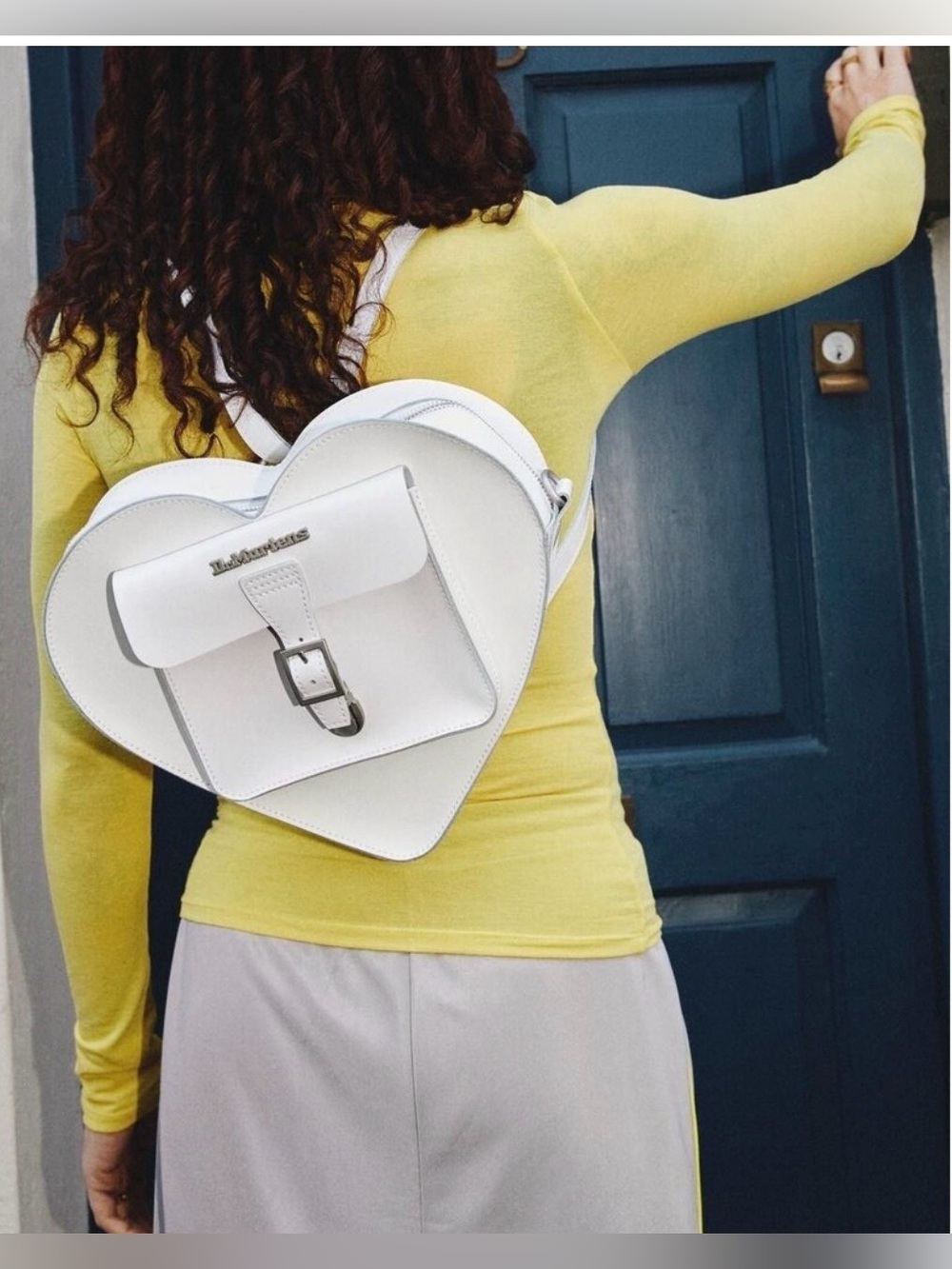 NWT DR.MARTENS WHITE LEATHER HEART SHAPE BACKPACK - Picture 6 of 16